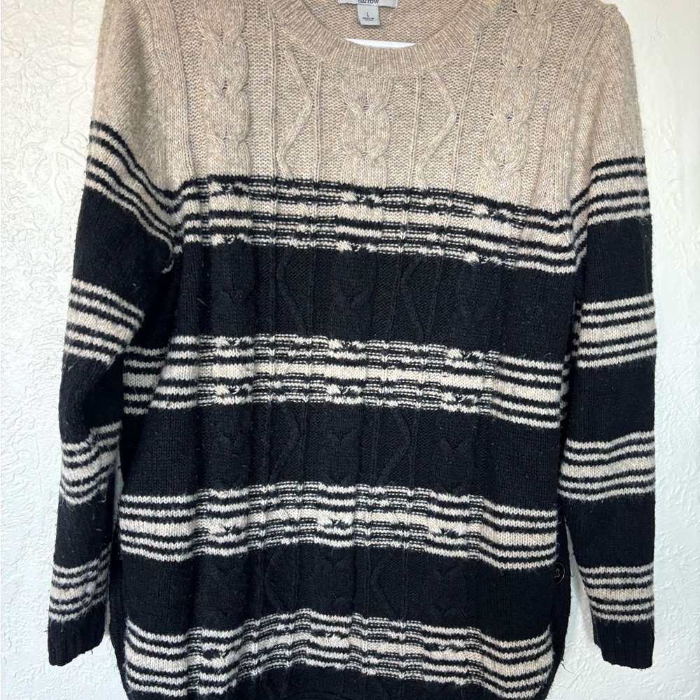 croft & barrow Tan and Black Crewneck Sweater